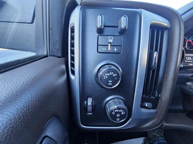 GMC Sierra 1500 SLT Crew Cab Long Box 4WD 2017