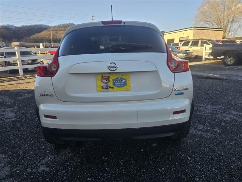 Nissan Juke S AWD 2013