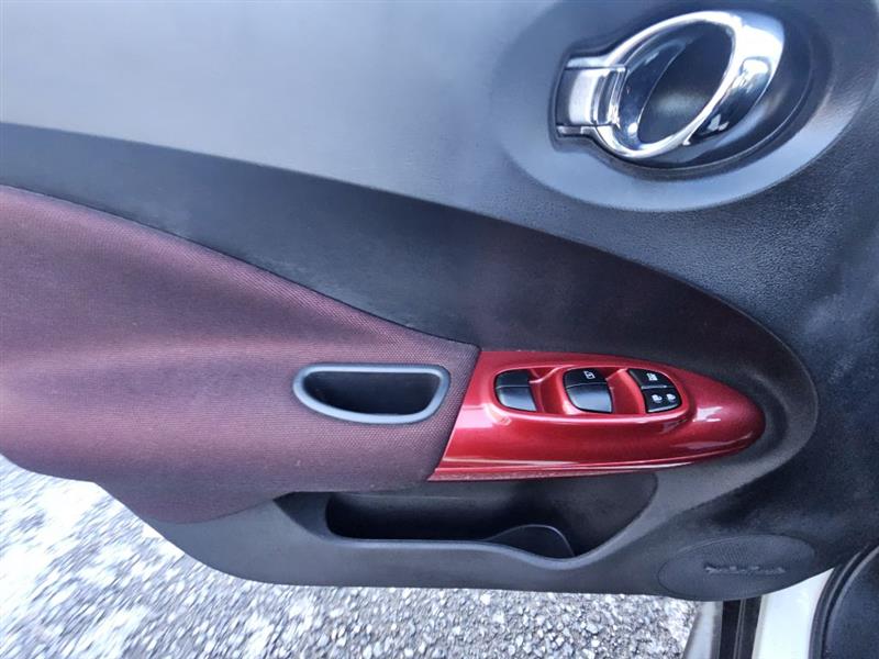 Nissan Juke S AWD 2013