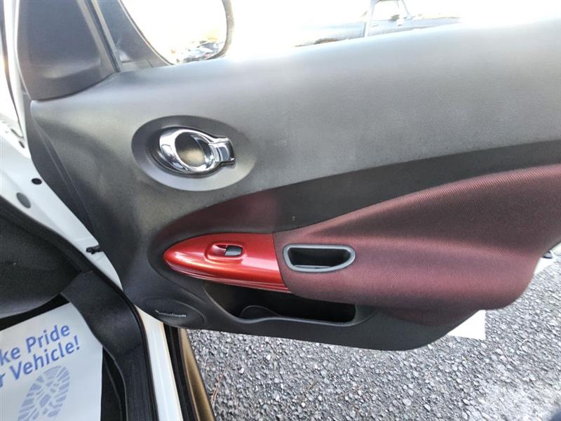 Nissan Juke S AWD 2013