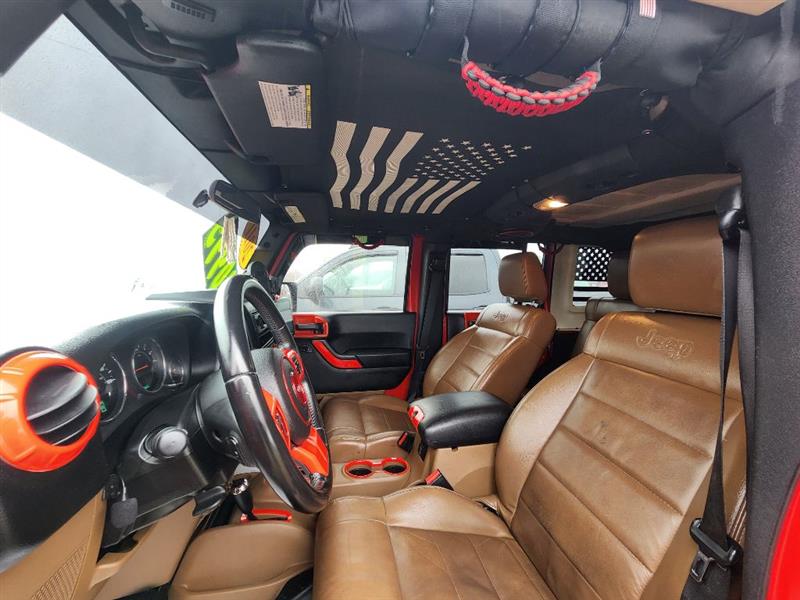 Jeep Wrangler Unlimited Sahara 4WD 2011