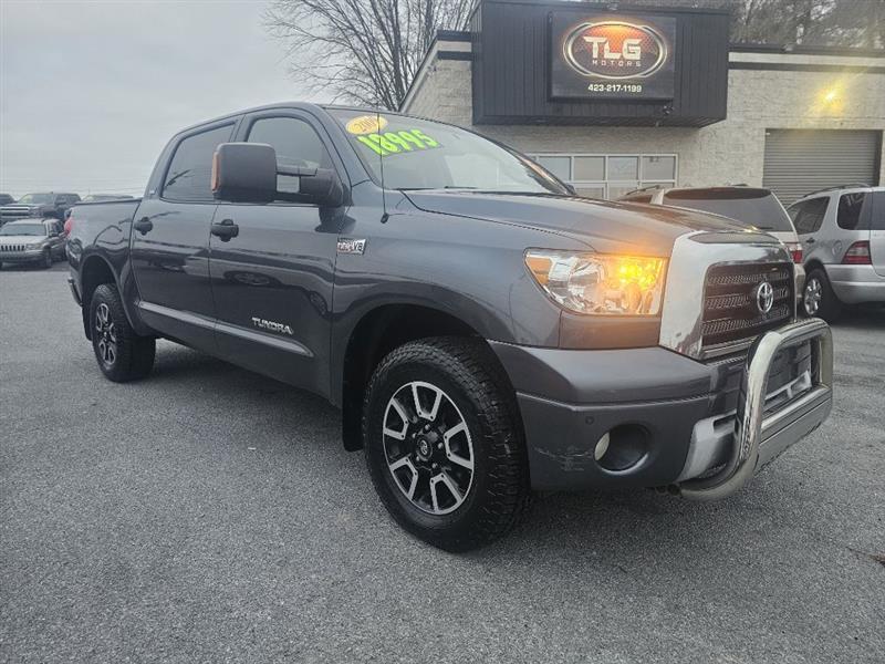 Toyota Tundra Tundra-Grade 5.7L CrewMax 4WD 2009