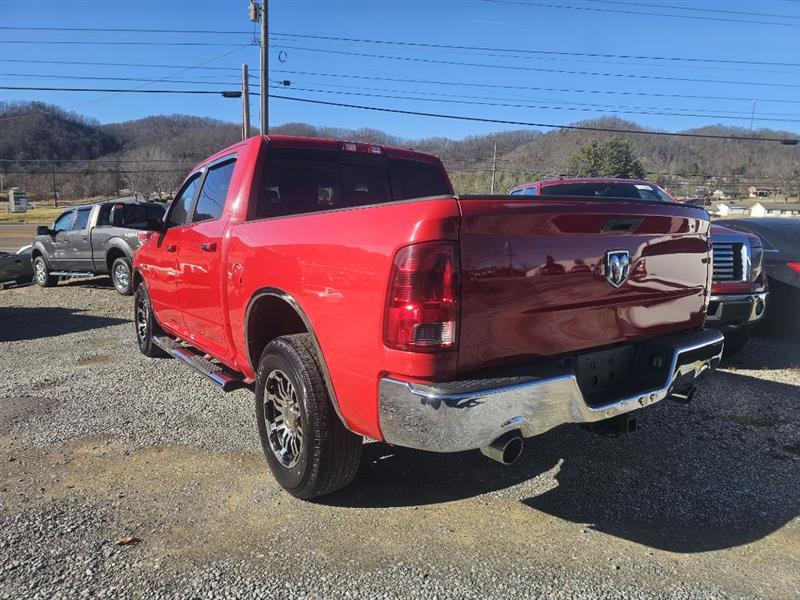 RAM 1500 ST Crew Cab 4WD 2011