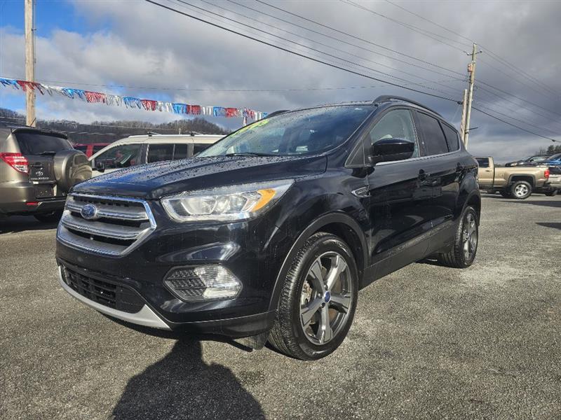 2017 Ford Escape SE's photo