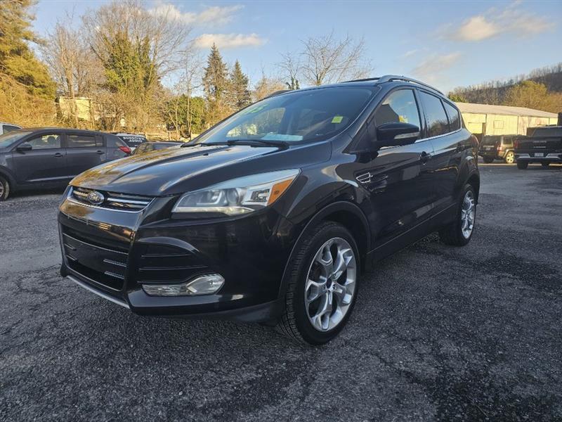 2013 Ford Escape Titanium's photo