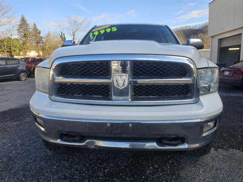 RAM 1500 ST Crew Cab 4WD 2011