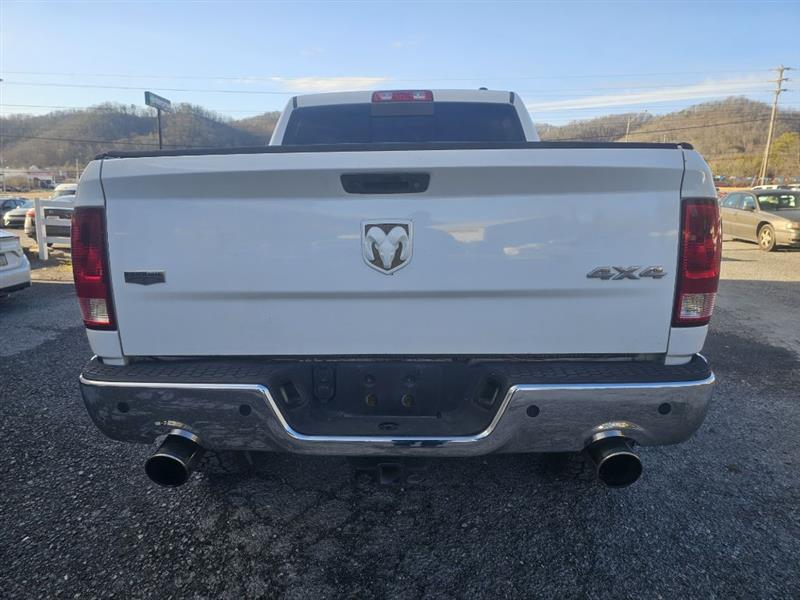 RAM 1500 ST Crew Cab 4WD 2011