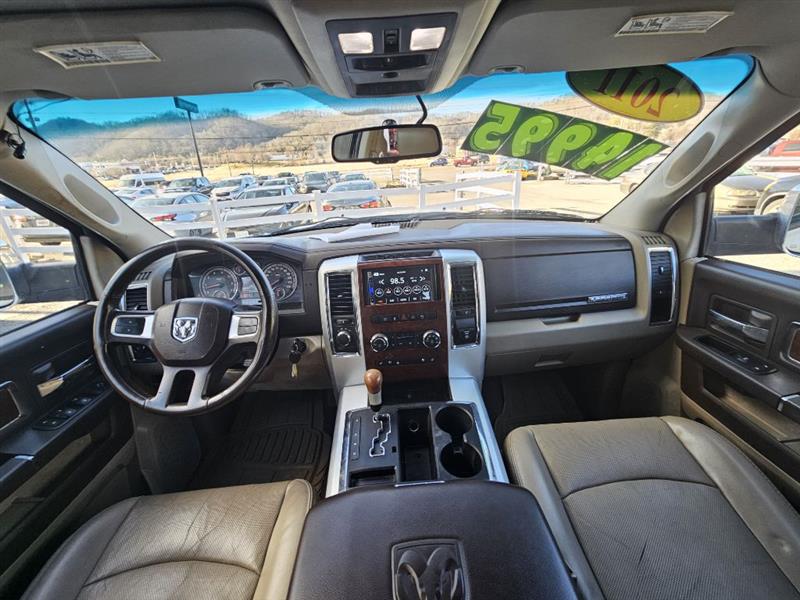 RAM 1500 ST Crew Cab 4WD 2011