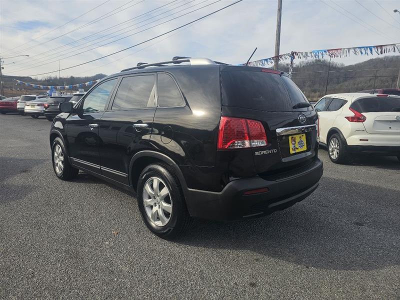 Kia Sorento LX 2WD 2012