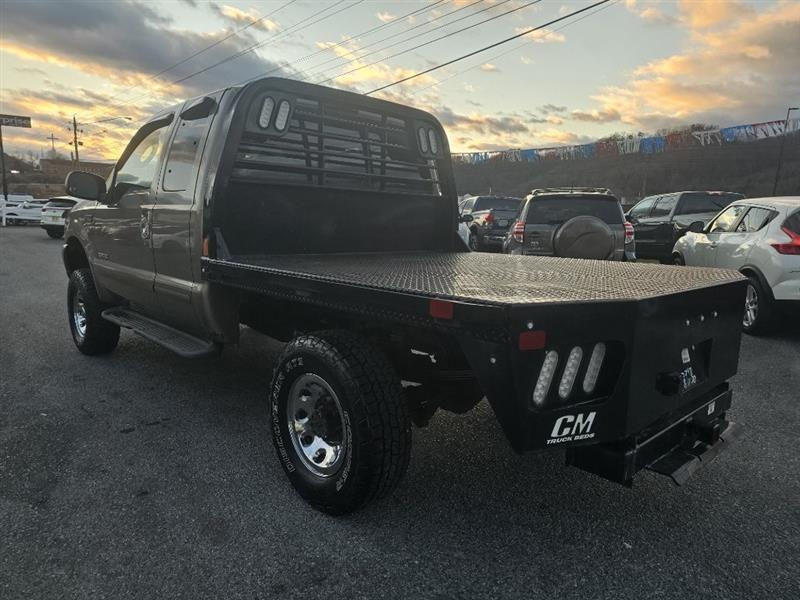 Ford F-250 SD XL SuperCab 4WD 2003