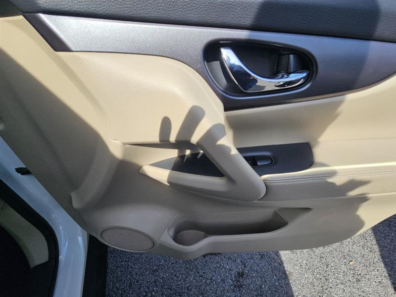 Nissan Rogue S AWD 2016