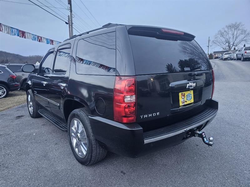 Chevrolet Tahoe LTZ 4WD 2010