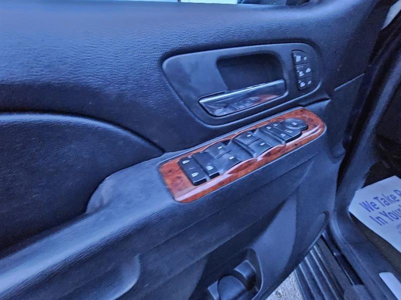 Chevrolet Tahoe LTZ 4WD 2010