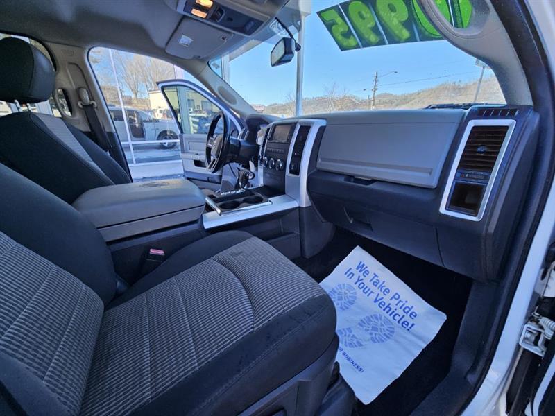 RAM 1500 Sport Crew Cab 4WD 2011