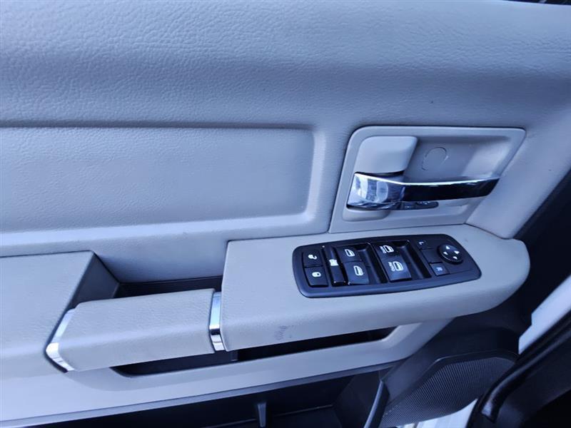 RAM 1500 Sport Crew Cab 4WD 2011