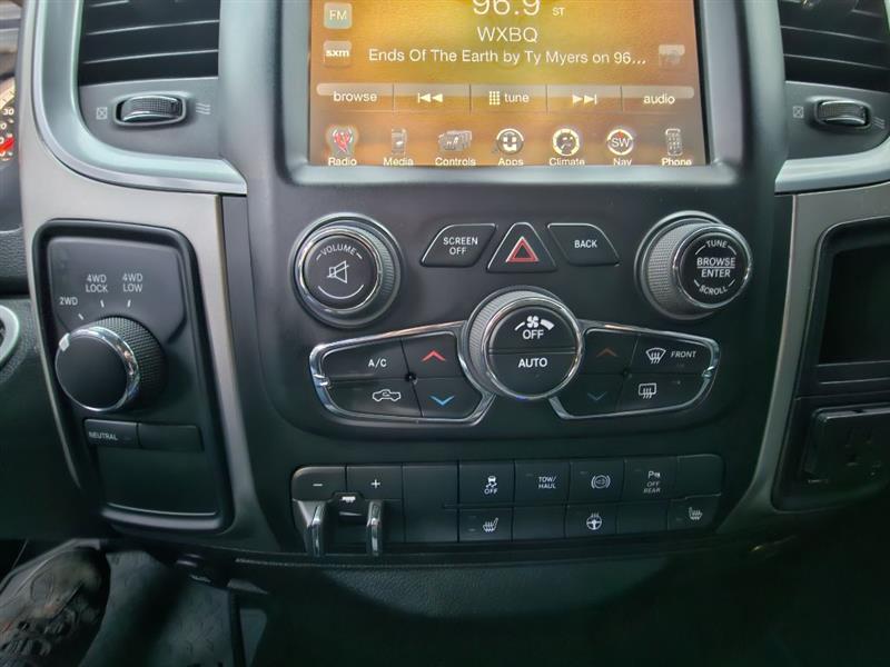 RAM 2500 SLT Crew Cab SWB 4WD 2016