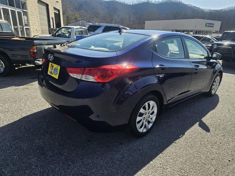 Hyundai Elantra GLS A/T 2012