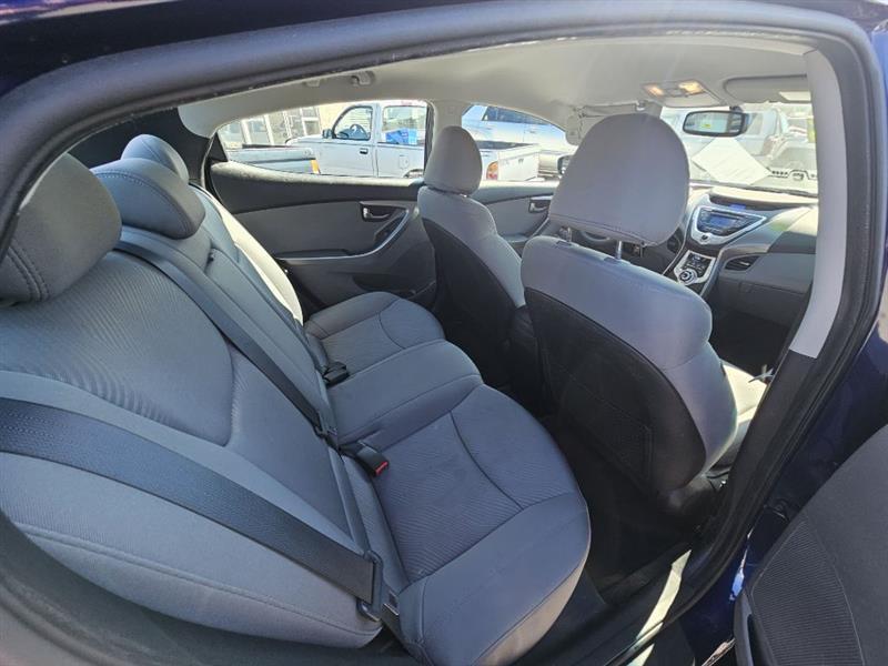 Hyundai Elantra GLS A/T 2012