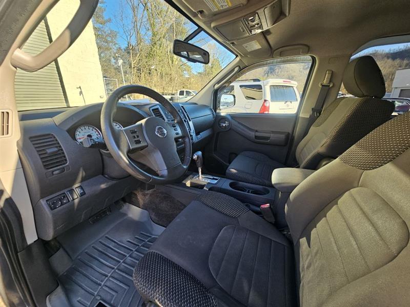 Nissan Xterra X 4WD 2011