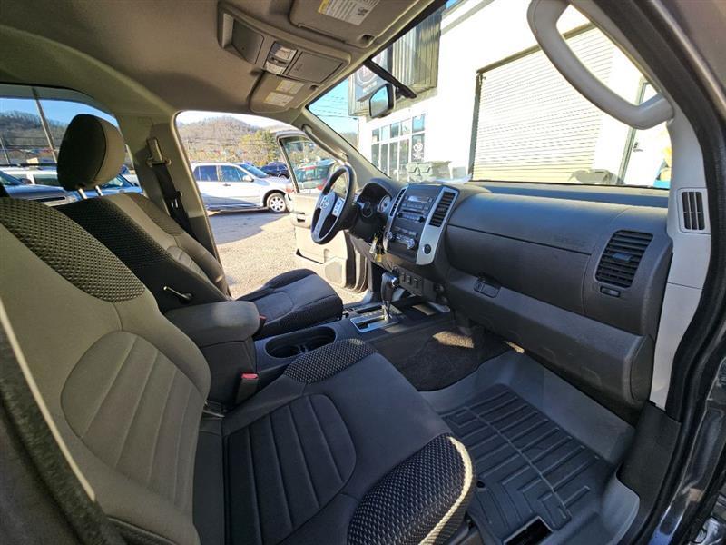 Nissan Xterra X 4WD 2011