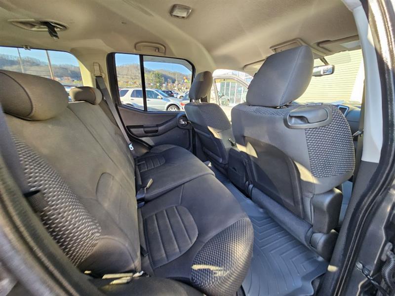 Nissan Xterra X 4WD 2011