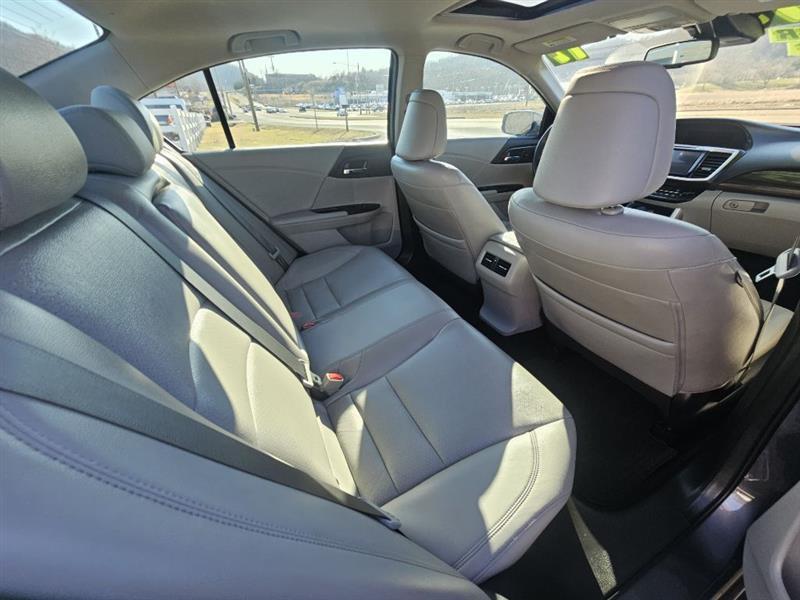 Honda Accord Touring V6 Sedan 6-Spd AT 2017