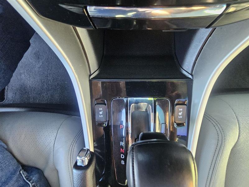 Honda Accord Touring V6 Sedan 6-Spd AT 2017