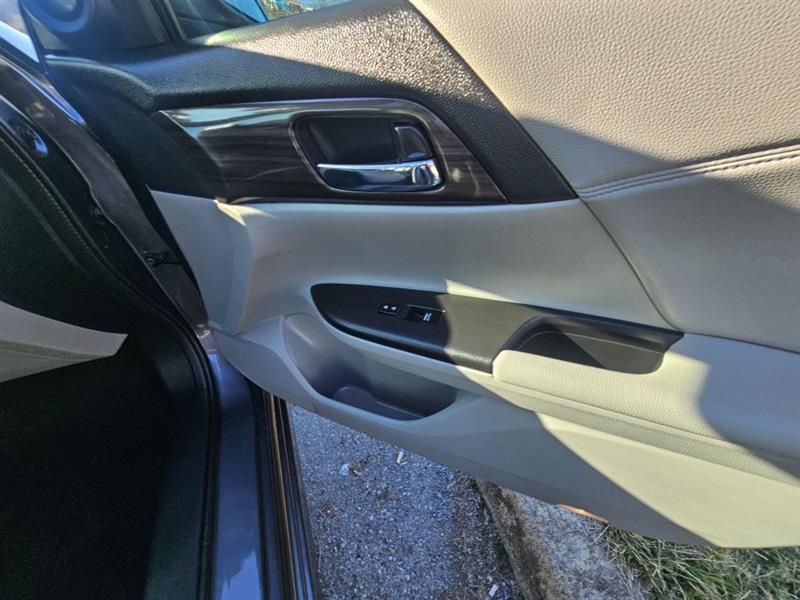 Honda Accord Touring V6 Sedan 6-Spd AT 2017