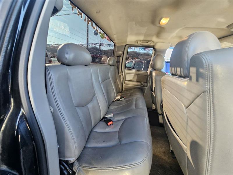 Chevrolet Silverado 1500 Work Truck Ext. Cab Long Bed 4WD 2004