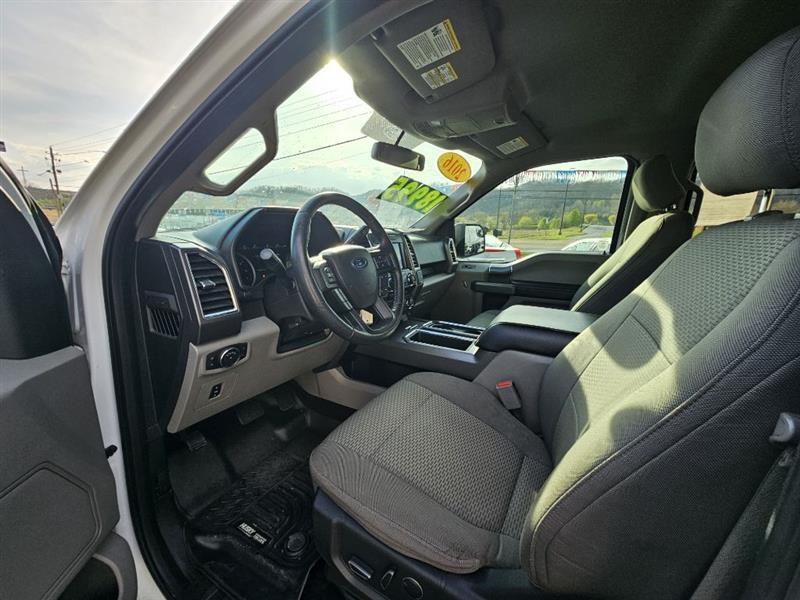 Ford F-150 XL SuperCrew 5.5-ft. Bed 4WD 2016