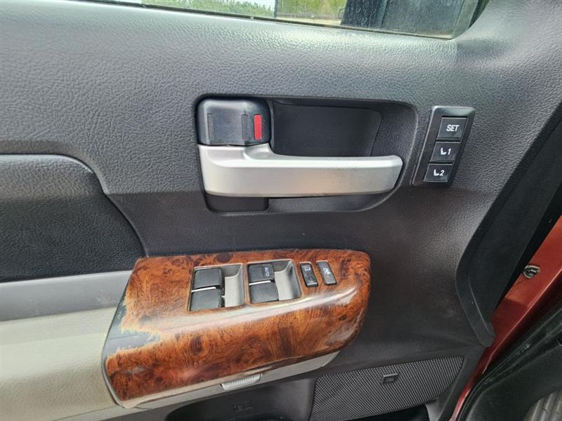 Toyota Tundra Limited CrewMax 5.7L 4WD 2008