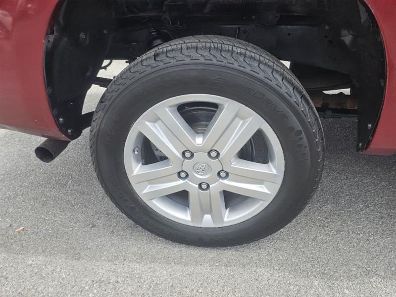 Toyota Tundra Limited CrewMax 5.7L 4WD 2008