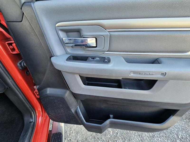 RAM 1500 SLT Quad Cab 4WD 2013