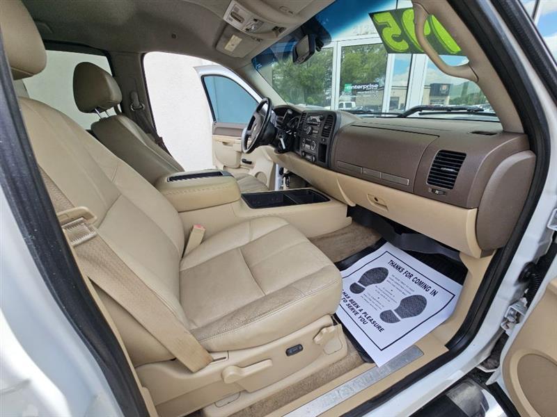 Chevrolet Silverado 1500 LT Crew Cab 2WD 2013