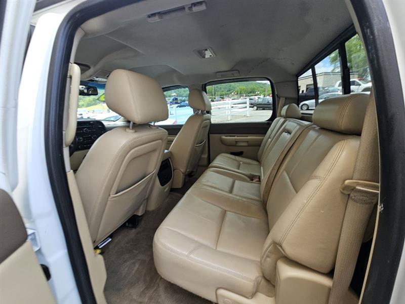 Chevrolet Silverado 1500 LT Crew Cab 2WD 2013