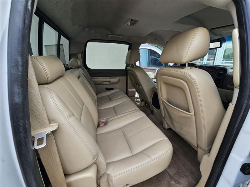 Chevrolet Silverado 1500 LT Crew Cab 2WD 2013