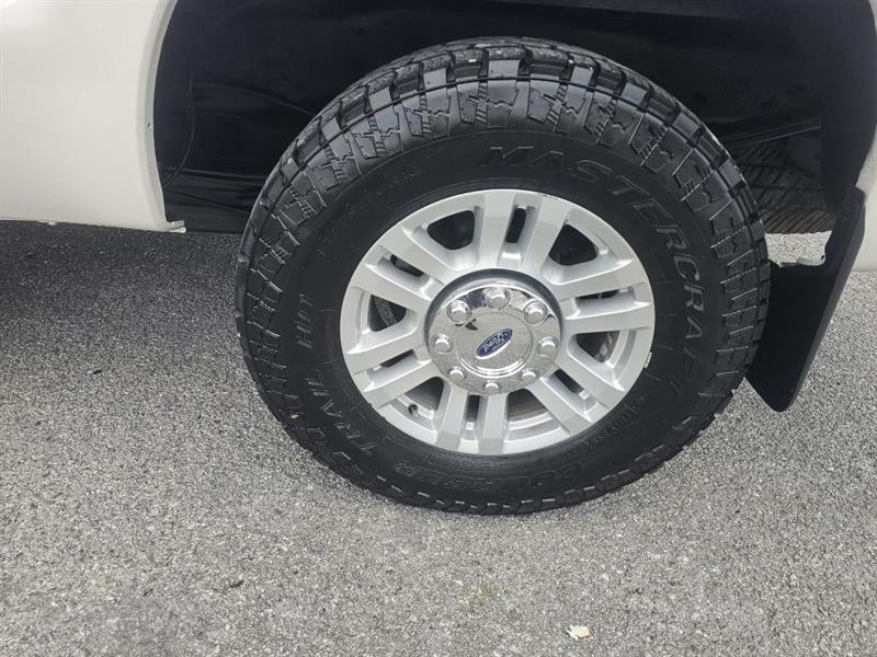 Ford F-250 SD Lariat Crew Cab 4WD 2016