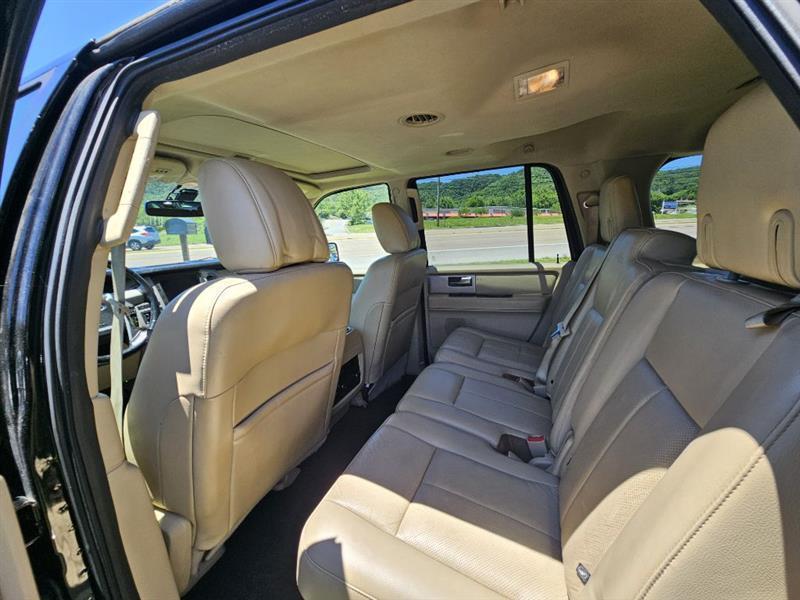 Ford Expedition EL Limited 2WD 2017