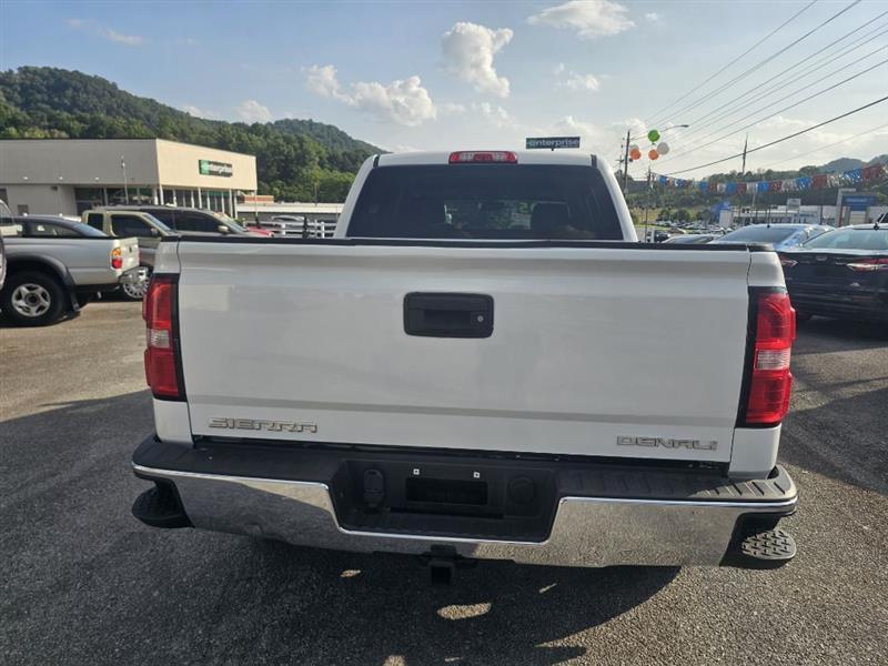 GMC Sierra 1500 SLE Crew Cab Long Box 4WD 2015
