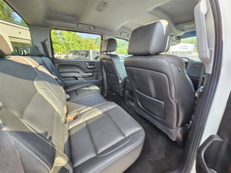 GMC Sierra 1500 SLE Crew Cab Long Box 4WD 2015