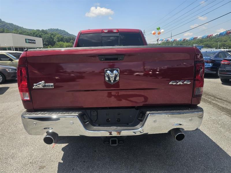 RAM 1500 SLT Quad Cab 4WD 2014