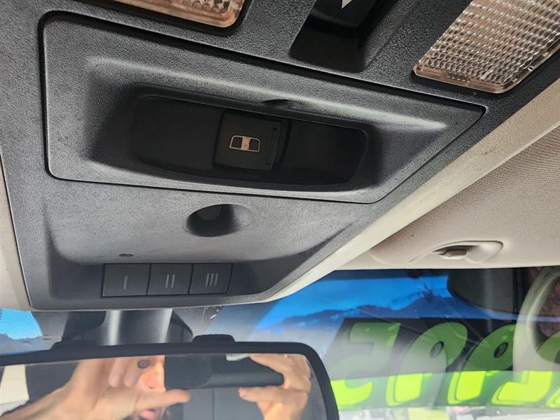 RAM 1500 SLT Quad Cab 4WD 2014