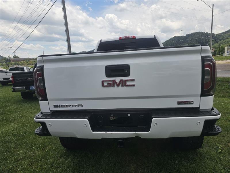 GMC Sierra 1500 SLT Crew Cab Long Box 4WD 2017