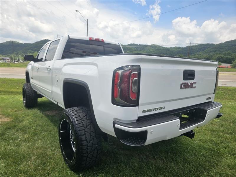 GMC Sierra 1500 SLT Crew Cab Long Box 4WD 2017