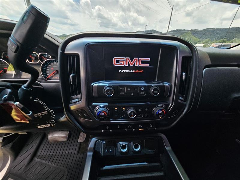 GMC Sierra 1500 SLT Crew Cab Long Box 4WD 2017