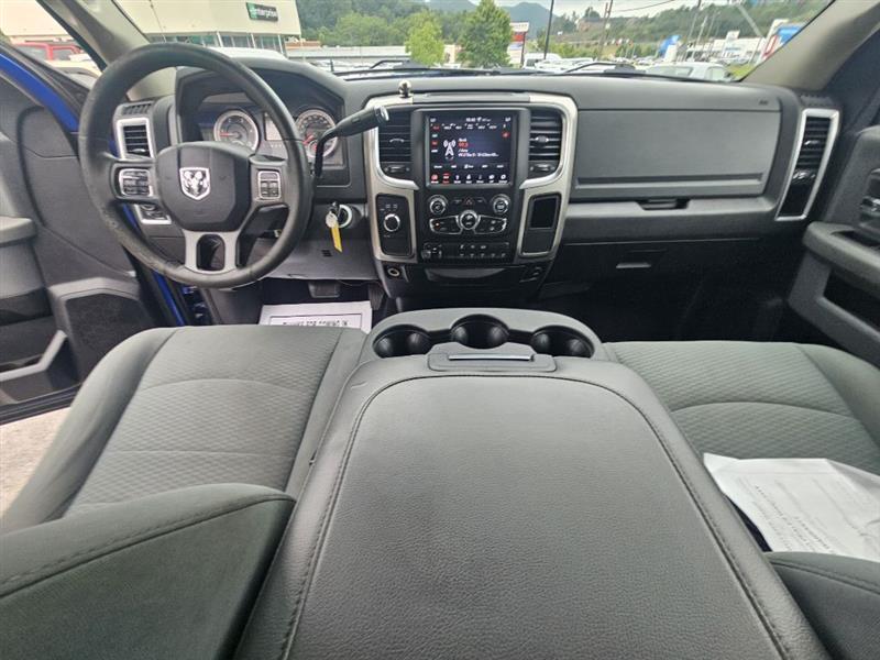 RAM 3500 SLT Mega Cab 4WD 2018