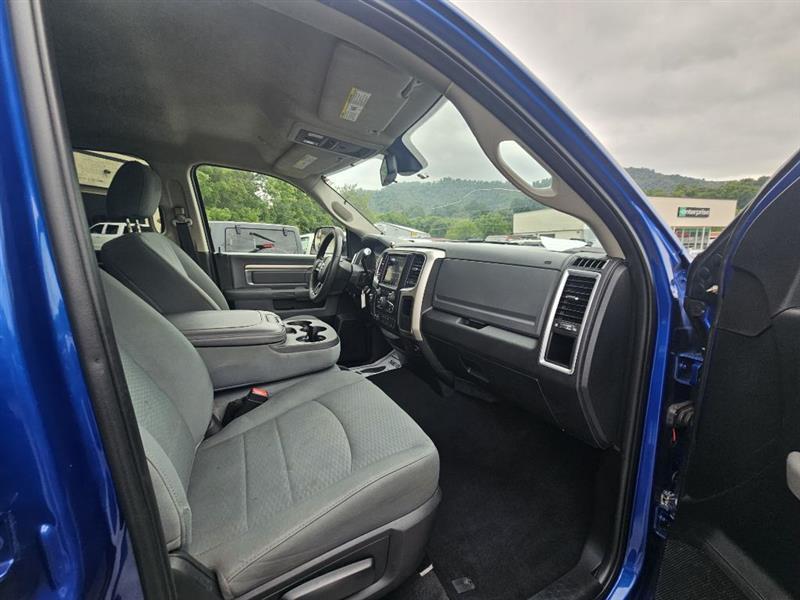 RAM 3500 SLT Mega Cab 4WD 2018