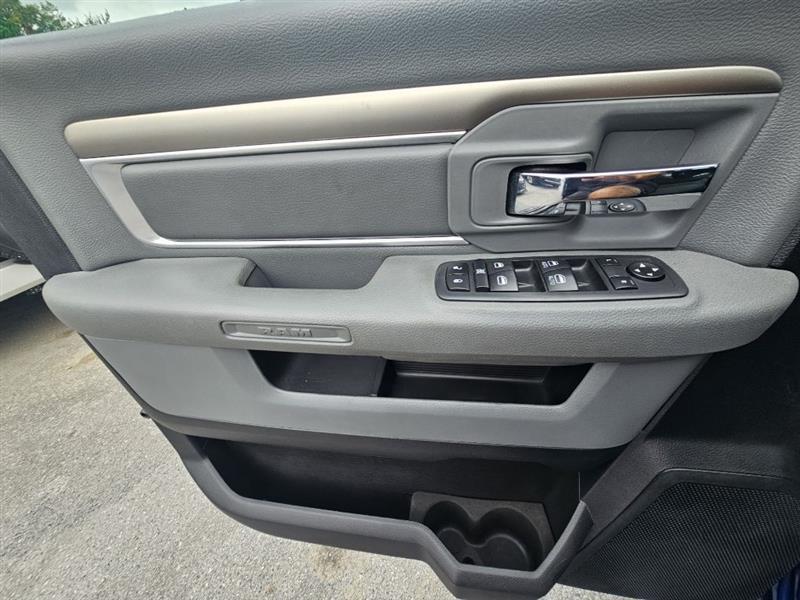 RAM 3500 SLT Mega Cab 4WD 2018