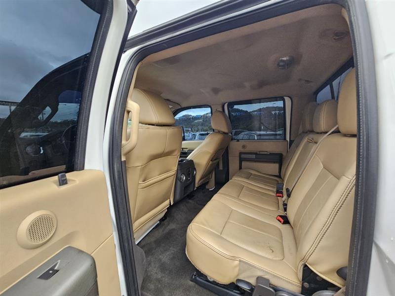 Ford F-350 SD XL Crew Cab 4WD 2011