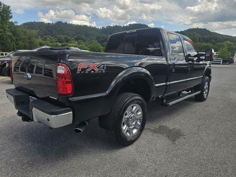 Ford F-350 SD Lariat Crew Cab 4WD 2015